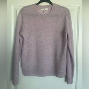 Banana Republic Cashmere Soft Lilac Crew Neck Sweater
